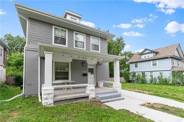 3412 Charlotte ST, Kansas City, MO 64109