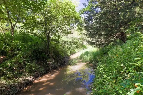 30105 Salem RD, Weston, MO 64098