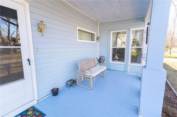 703 E 4th ST, Cherryvale, KS 67335