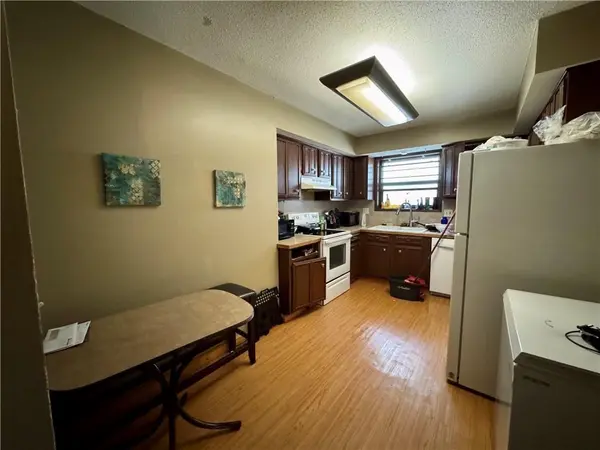 14051 Dunbar CT, Grandview, MO 64030