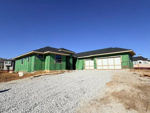 13602 Fontana ST, Leawood, KS 66224