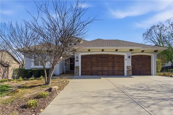 9425 N Spruce CT, Kansas City, MO 64156