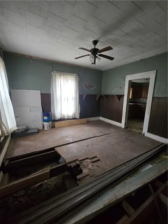 705 N New York AVE, Sedalia, MO 65301