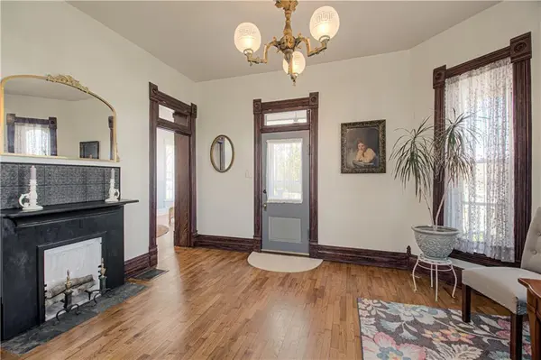 225 Groom ST, Liberty, MO 64068