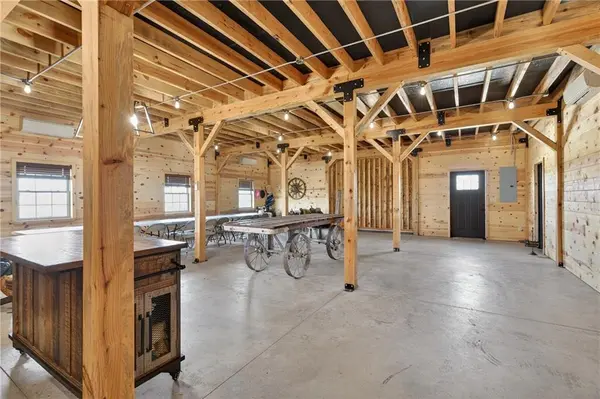29990C S 2725 RD, Sheldon, MO 64784