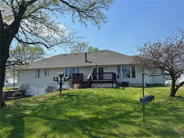 21921 S BB HWY, Nevada, MO 64772