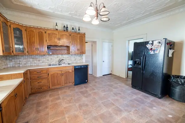 2680 Grants Villa RD, Victoria, KS 67671