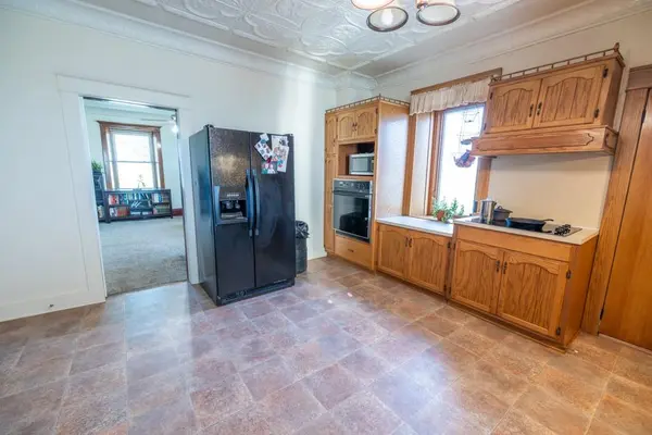 2680 Grants Villa RD, Victoria, KS 67671