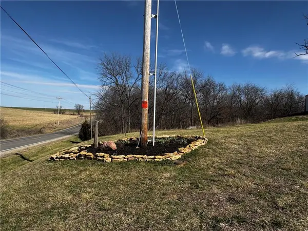 21352 State 46 HWY, Maryville, MO 64468