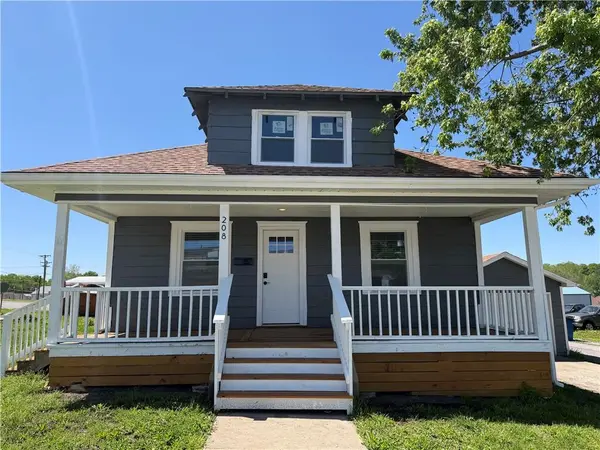 208 N Camden ST, Richmond, MO 64085