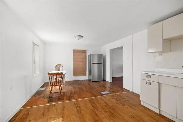 5109 Lake AVE, St Joseph, MO 64504