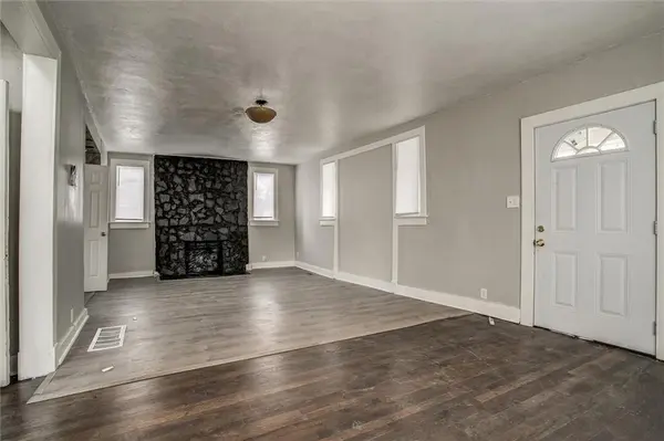 8506 Highland AVE, Kansas City, MO 64131