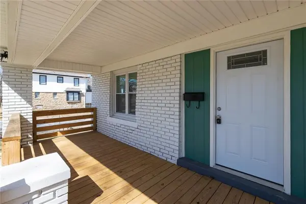3200 Lockridge ST, Kansas City, MO 64128