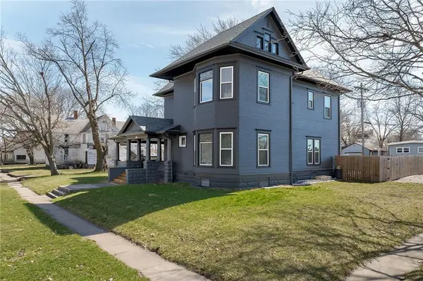 200 E Berry ST, Hamilton, MO 64644