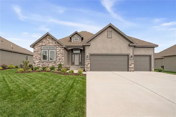 6934 NE 102nd ST, Kansas City, MO 64156