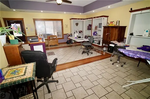 14381 71 HWY, Savannah, MO 64485