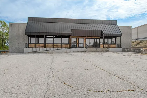 4541 S Noland RD, Independence, MO 64055