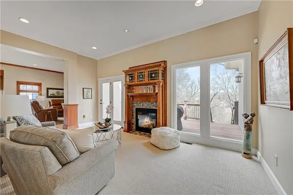 16661 S Country Club DR, Loch Lloyd, MO 64012