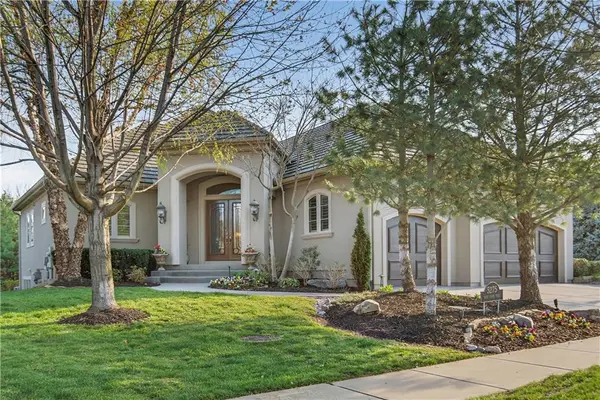 5275 W 150th TER, Leawood, KS 66224