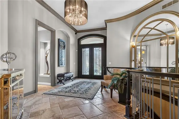 5275 W 150th TER, Leawood, KS 66224
