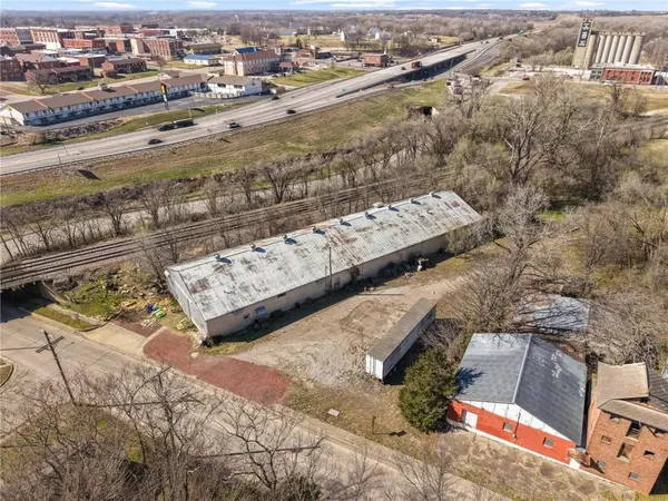 505 E 3rd ST, Fort Scott, KS 66701