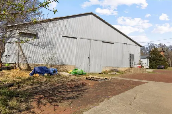 505 E 3rd ST, Fort Scott, KS 66701