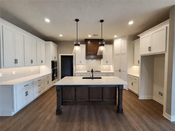 24908 W 145th ST, Olathe, KS 66061