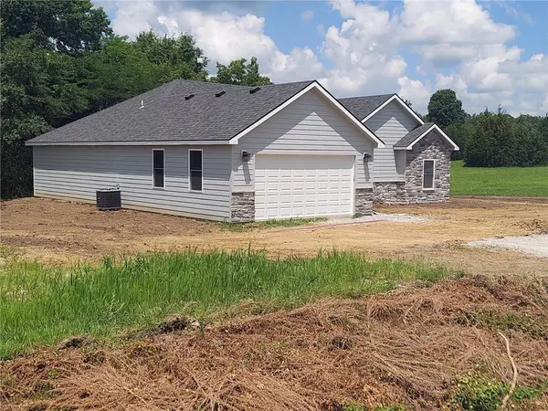 310 NE 51st RD, Warrensburg, MO 64093