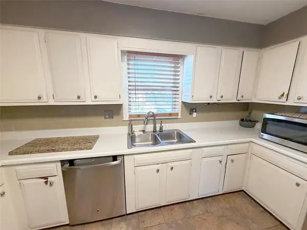 1 Hi View Ridge DR, Archie, MO 64725
