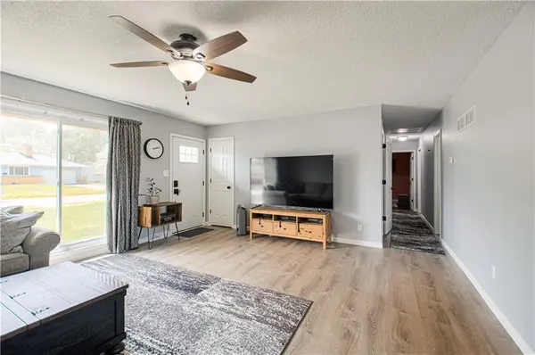 5247 N Norton AVE, Kansas City, MO 64119