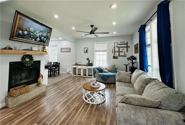 516 E 5th ST, Galena, KS 66739