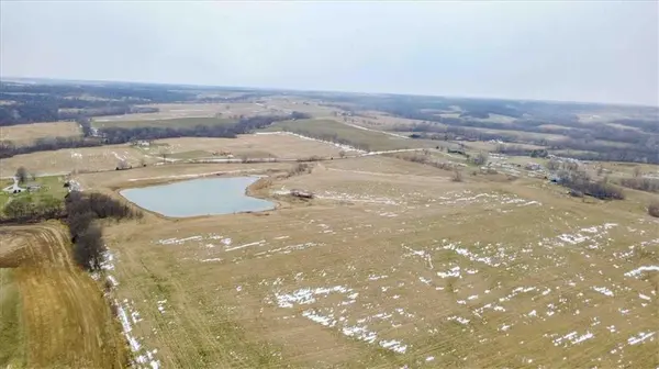 22305 P HWY, Weston, MO 64098