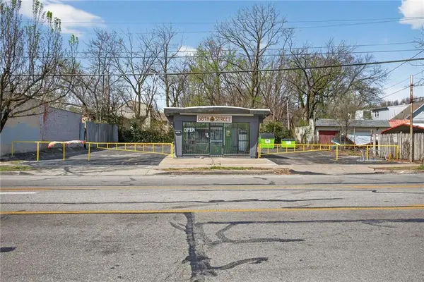 6836 Prospect AVE, Kansas City, MO 64132