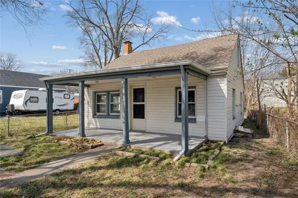 206 W 81st ST, Kansas City, MO 64114