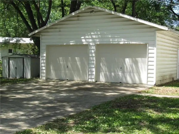 3816 Wyoming ST, Kansas City, MO 64111