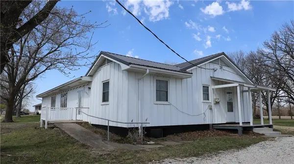 13975 NW 31 HWY, Garnett, KS 66032