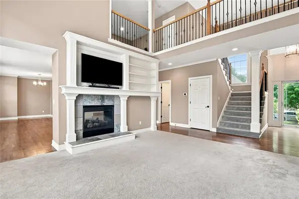 14770 S Glen Eyrie ST, Olathe, KS 66061