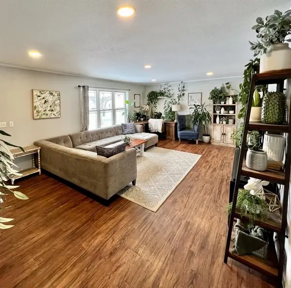 309 W 6TH ST, Maryville, MO 64468