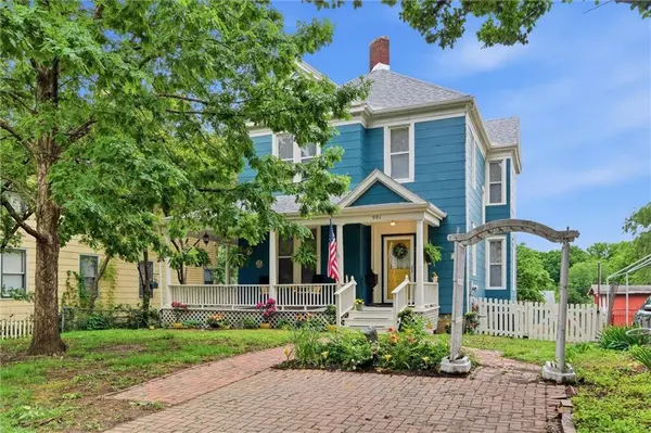 901 W White Oak ST, Independence, MO 64050