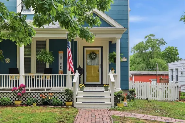 901 W White Oak ST, Independence, MO 64050