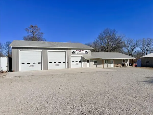1744 Oklahoma AVE, Trenton, MO 64683
