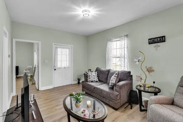 6225 E 10th and 6227 ST, Kansas City, MO 64126