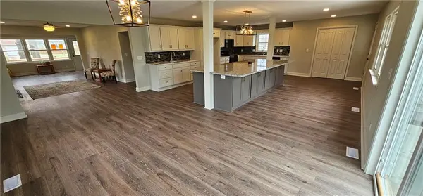 1600 Country Club DR, Pleasant Hill, MO 64080