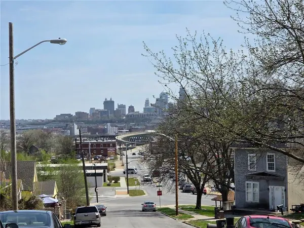 753 Simpson AVE, Kansas City, KS 66101