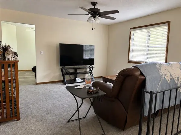 2313 & 2315 SW 6th ST, Blue Springs, MO 64014
