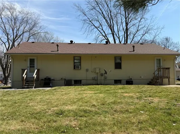 2401 & 2403 SW 6th ST, Blue Springs, MO 64014