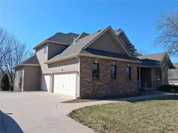 1250 Columbine CIR, Other, KS 67401