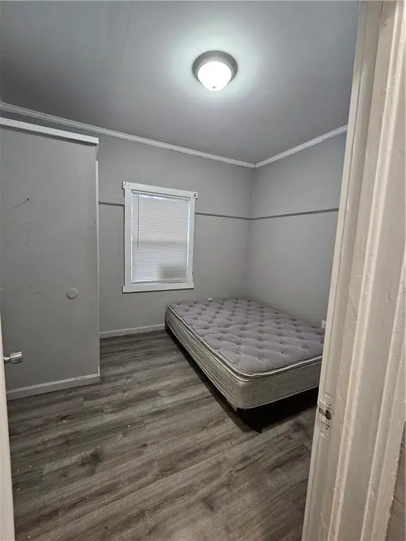 6009 E 10 ST, Kansas City, MO 64126