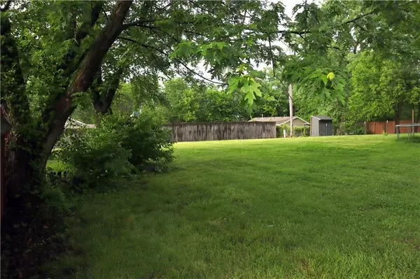 16103 Eastern AVE, Belton, MO 64012