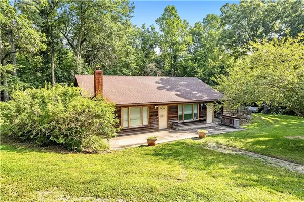11719 S Hunt RD, Lone Jack, MO 64070
